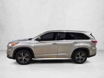 2016 Toyota Highlander FWD 4dr V6 XLE (Natl)