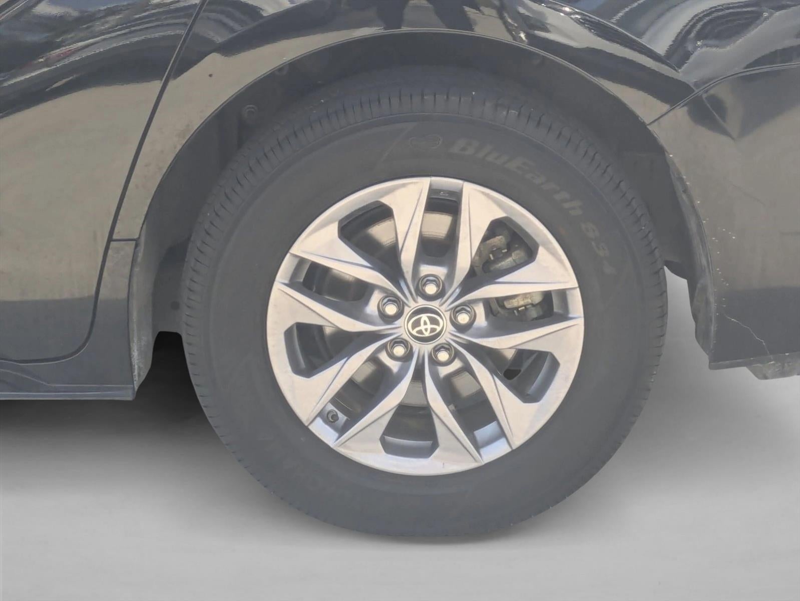 2025 Toyota Sienna LE FWD 8-Passenger (Natl)