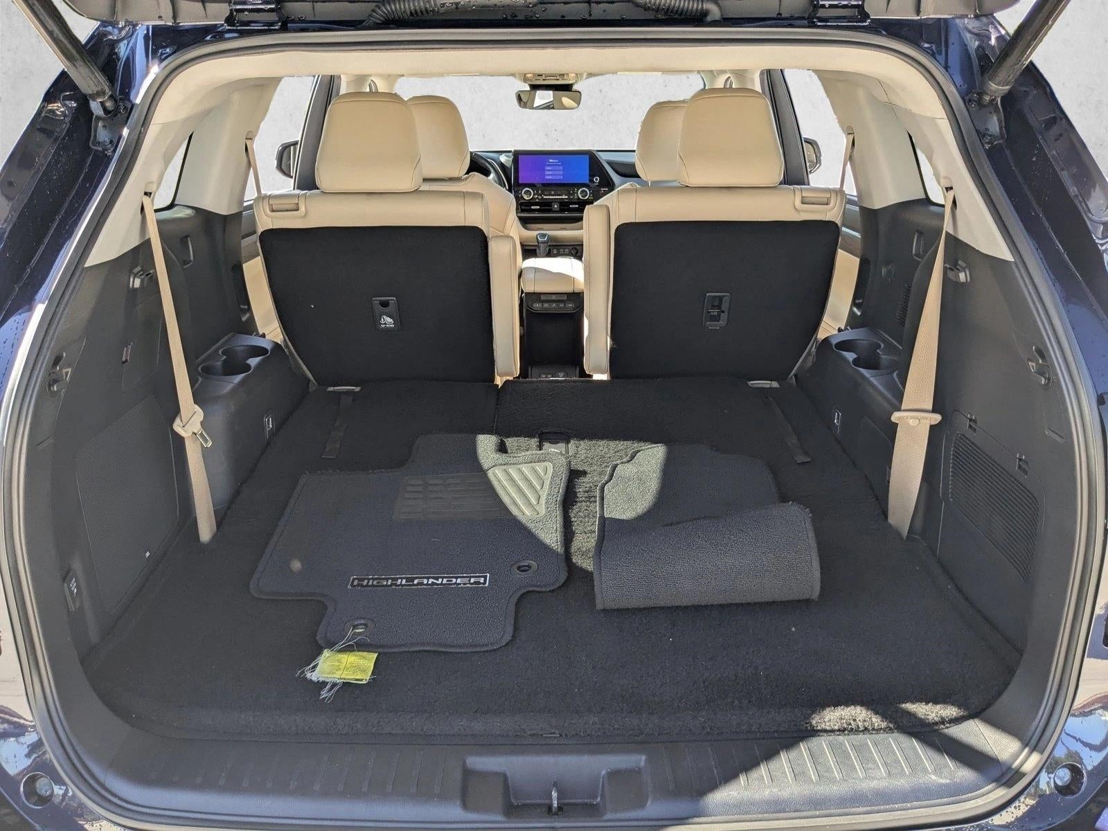 2023 Toyota Highlander Hybrid Limited AWD (Natl)