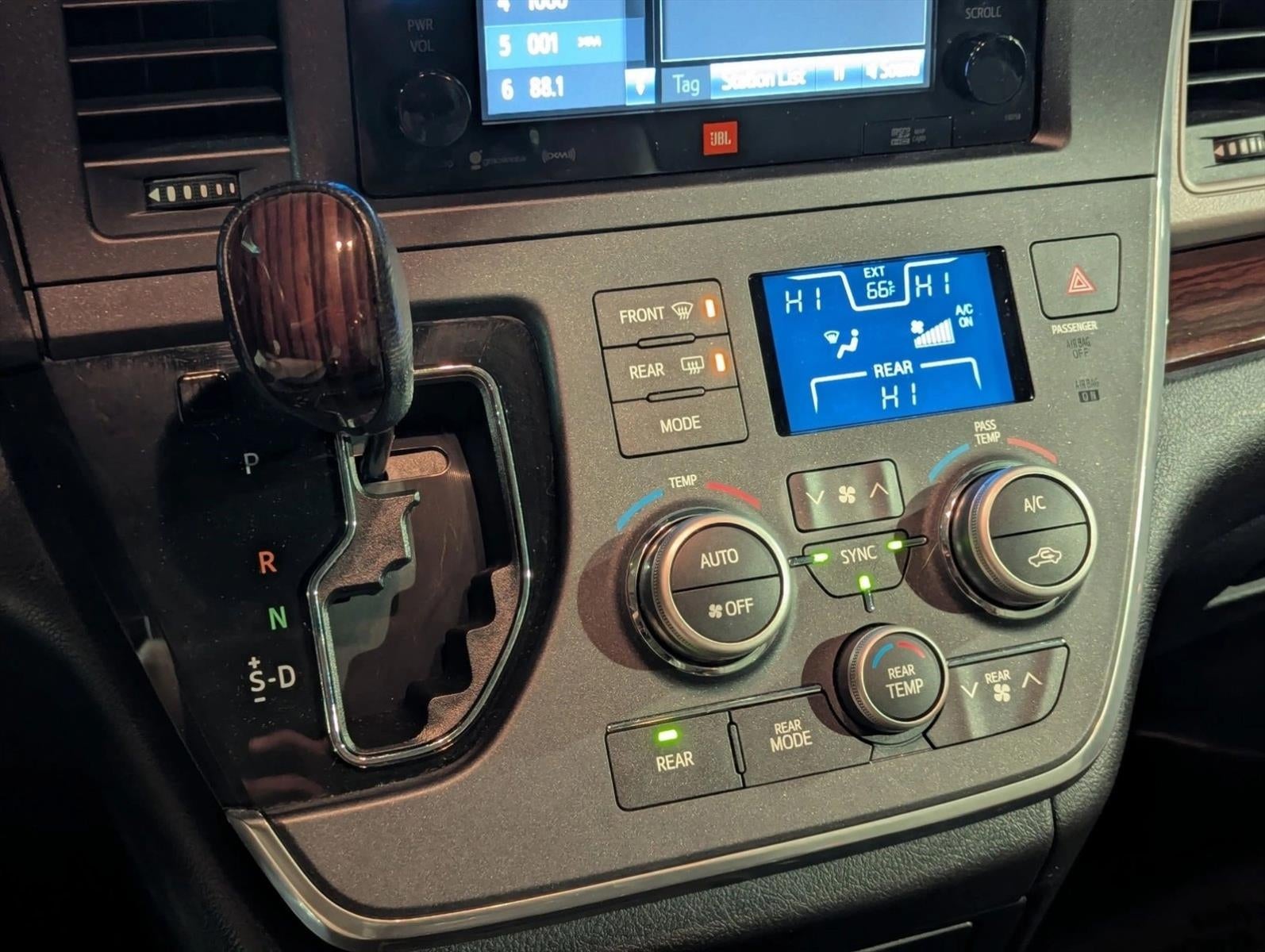 2016 Toyota Sienna 5dr 7-Pass Van Ltd FWD (GS)