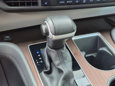 2023 Toyota Sienna XLE FWD 8-Passenger (Natl)