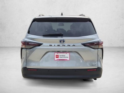 2024 Toyota Sienna XLE FWD 8-Passenger (Natl)