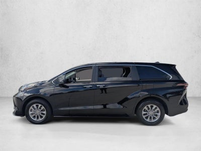 2024 Toyota Sienna XLE FWD 7-Passenger (Natl)