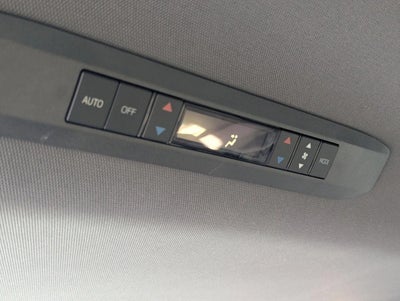 2022 Toyota Sienna XLE FWD 7-Passenger (Natl)