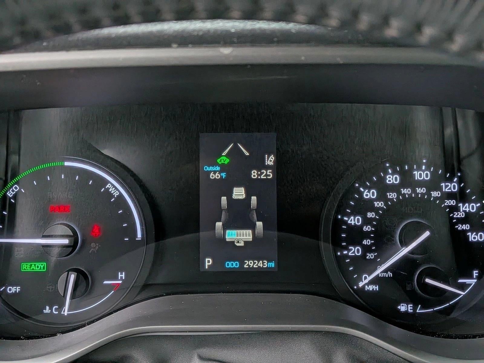 2021 Toyota Sienna XLE FWD 8-Passenger (Natl)