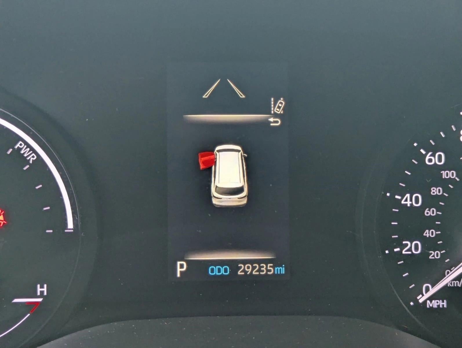 2021 Toyota Sienna XLE FWD 8-Passenger (Natl)