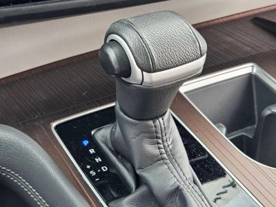 2022 Toyota Sienna XLE FWD 8-Passenger (Natl)