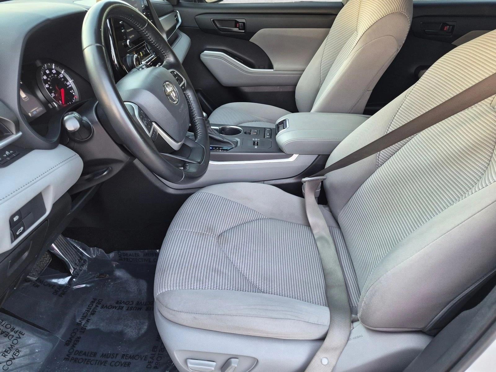 2022 Toyota Highlander LE FWD (GS)