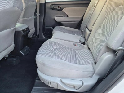 2022 Toyota Highlander LE FWD (GS)