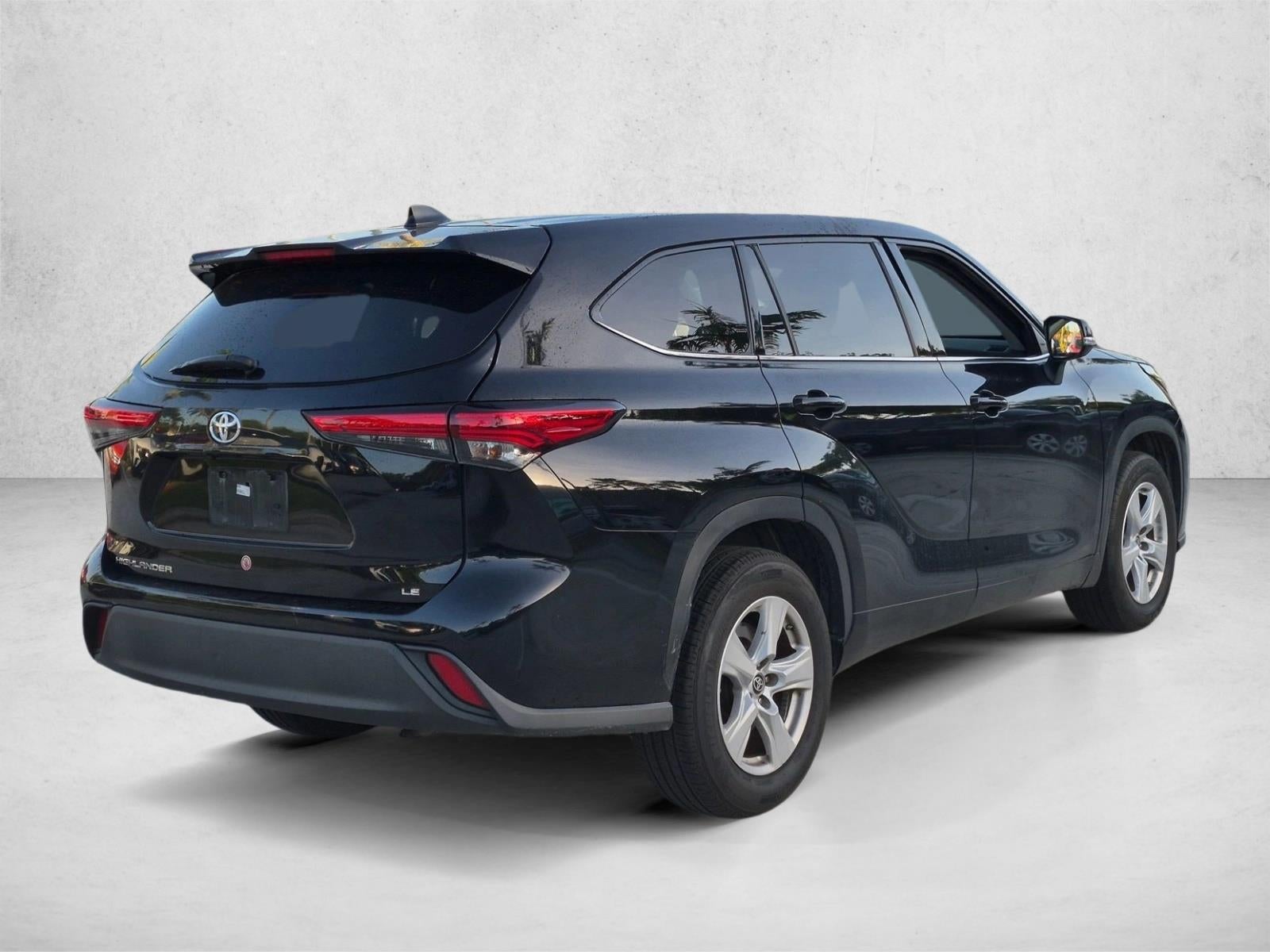 2021 Toyota Highlander LE FWD (GS)