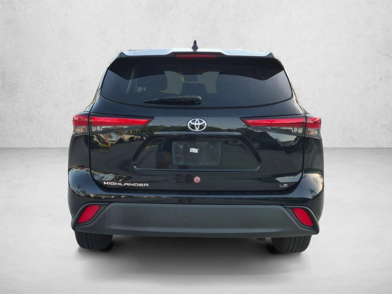 2021 Toyota Highlander LE FWD (GS)
