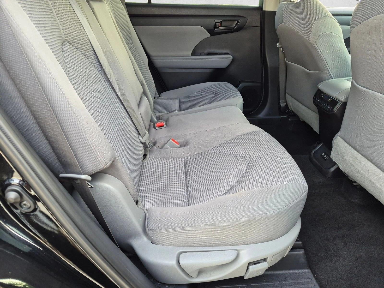 2021 Toyota Highlander LE FWD (GS)