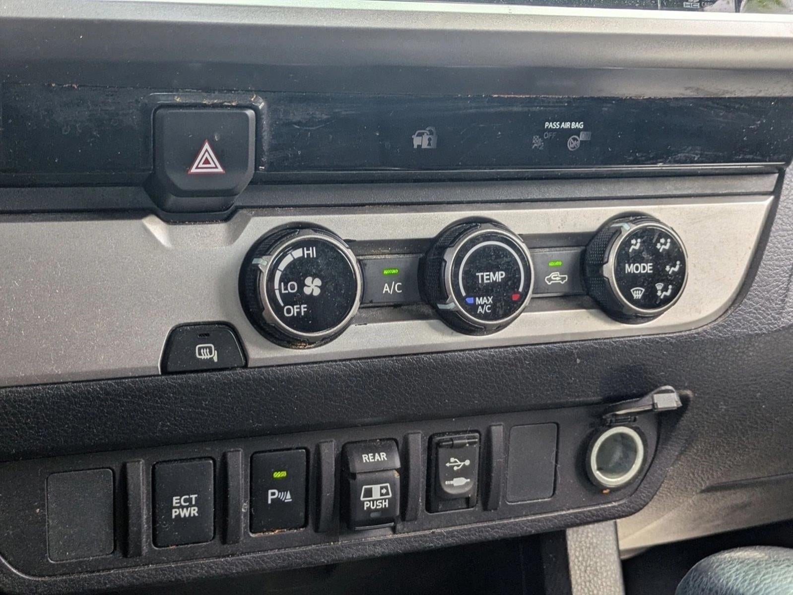 2018 Toyota Tacoma SR5 Double Cab 5' Bed V6 4x2 AT (GS)