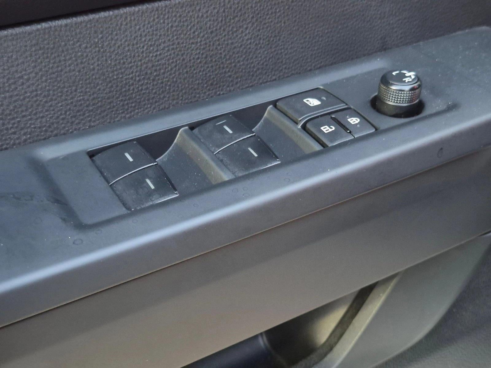2025 Toyota Tundra 4WD 4WD SR CrewMax 5.5' Bed (Natl)