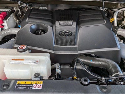 2023 Toyota Tundra 4WD 4WD SR5 CrewMax 5.5' Bed (SE)