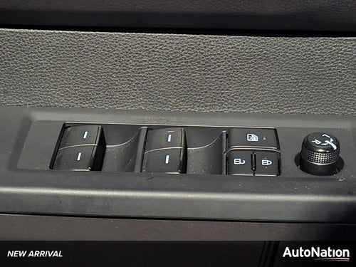 2025 Toyota Tundra 4WD 4WD SR5 CrewMax 5.5' Bed (SE)