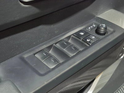 2023 Toyota Tundra 2WD 2WD Platinum CrewMax 5.5' Bed (SE)