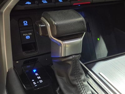 2023 Toyota Tundra 2WD 2WD Platinum CrewMax 5.5' Bed (SE)