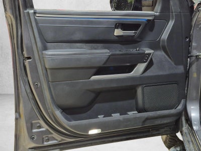 2023 Toyota Tundra 2WD 2WD Platinum CrewMax 5.5' Bed (SE)