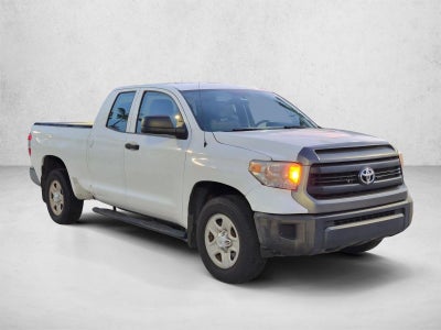 2017 Toyota Tundra 2WD 2WD SR Double Cab 6.5' Bed 4.6L (Natl)
