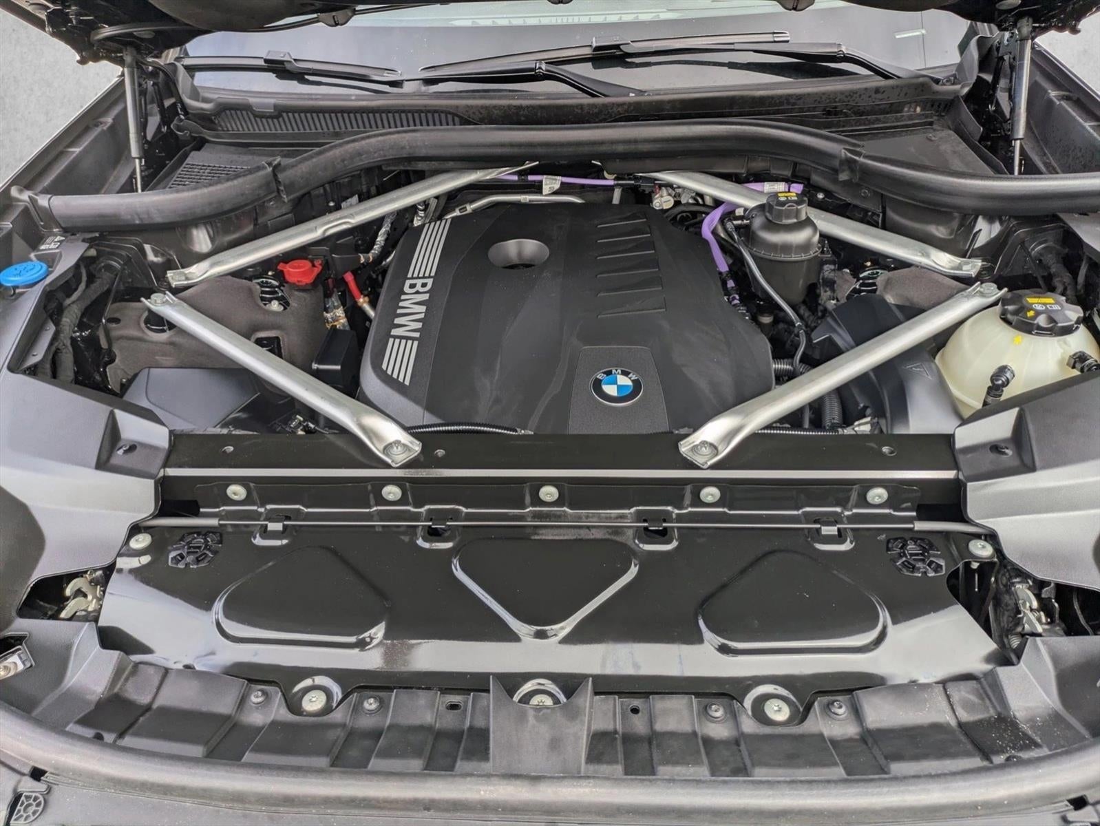 2023 BMW X7 xDrive40i Sports Activity Vehicle