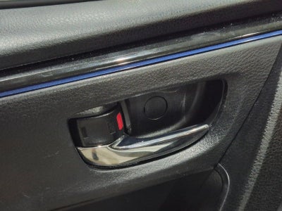 2017 Toyota Corolla SE CVT (Natl)