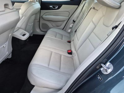 2023 Volvo S60 B5 AWD Plus Dark Theme