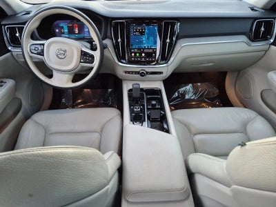 2023 Volvo S60 B5 AWD Plus Dark Theme