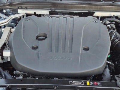 2023 Volvo S60 B5 AWD Plus Dark Theme