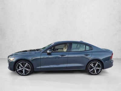 2023 Volvo S60 B5 AWD Plus Dark Theme