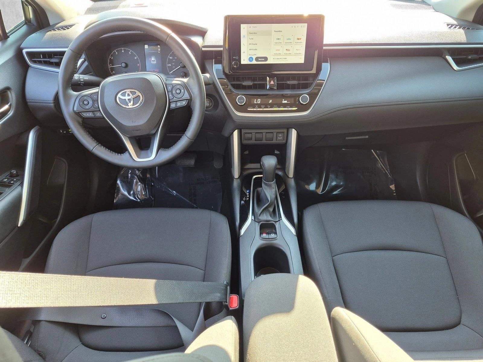 2024 Toyota Corolla Cross LE 2WD (Natl)