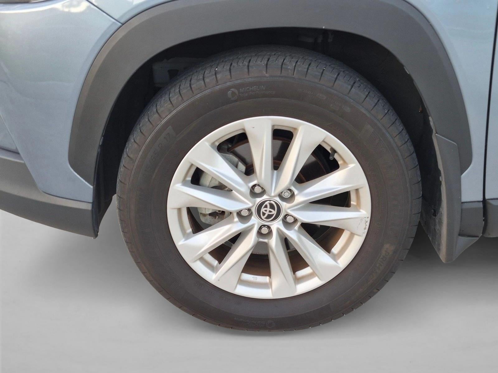 2024 Toyota Corolla Cross LE 2WD (Natl)