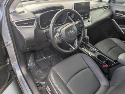 2023 Toyota Corolla Cross XLE 2WD (Natl)