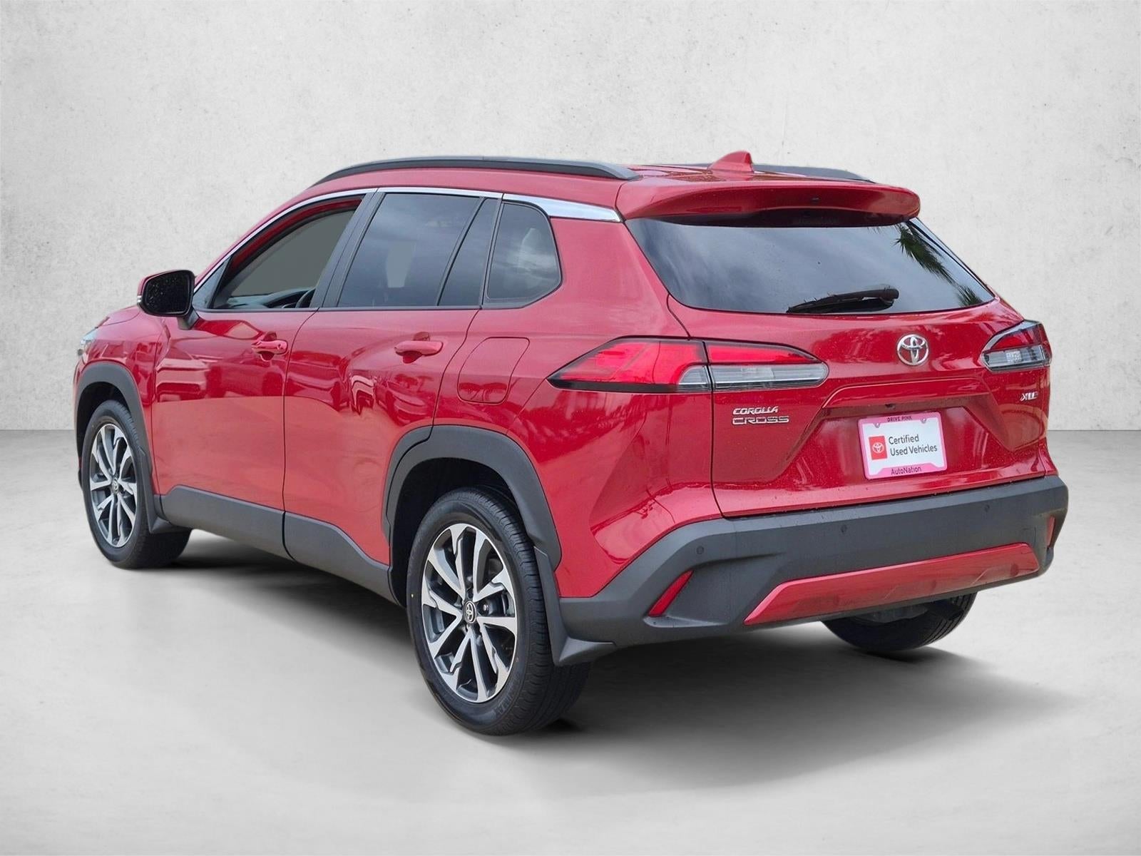 2023 Toyota Corolla Cross XLE 2WD (Natl)