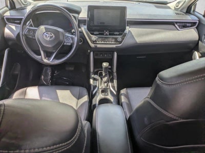 2023 Toyota Corolla Cross XLE 4WD (Natl)