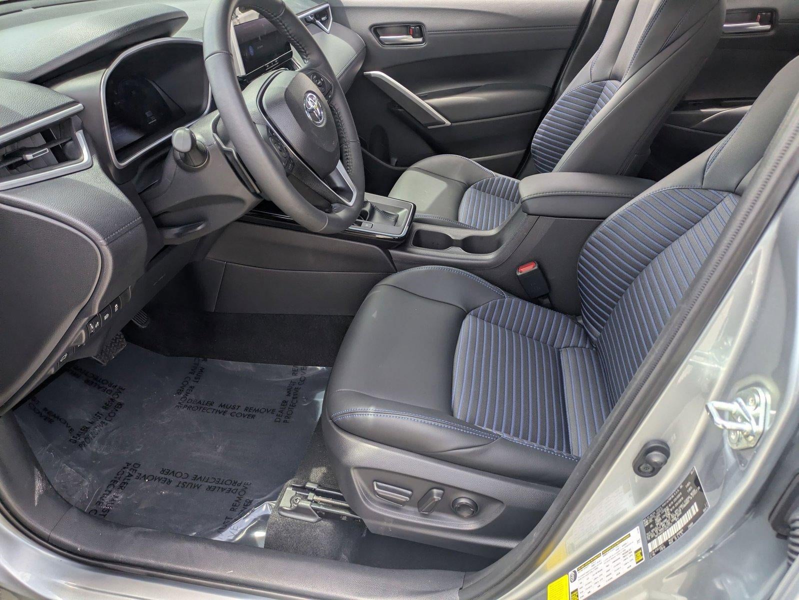 2026 Toyota Corolla Cross Hybrid XSE 4WD (Natl)