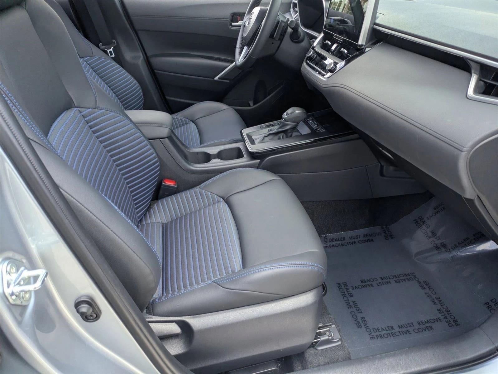 2026 Toyota Corolla Cross Hybrid XSE 4WD (Natl)