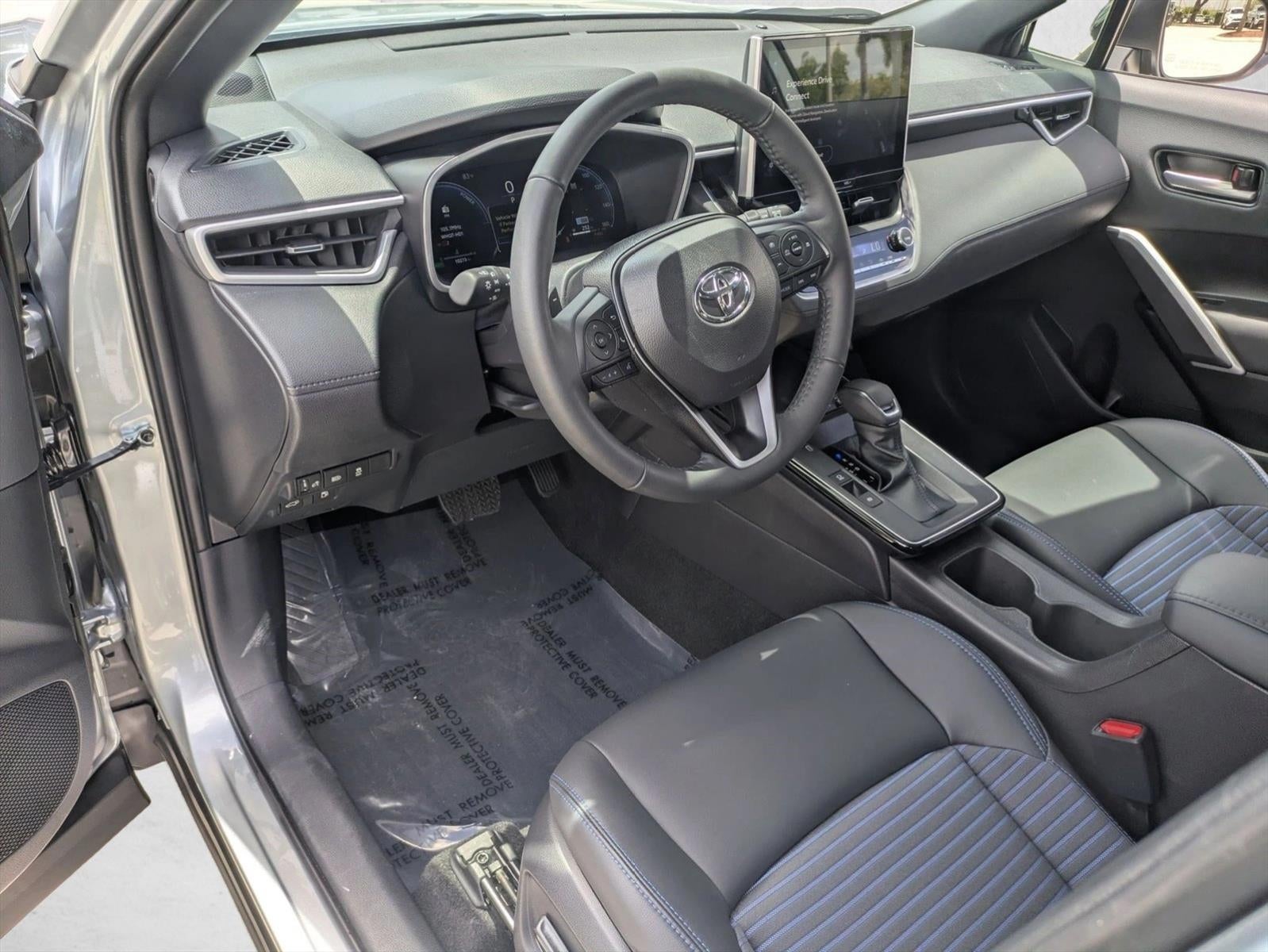 2026 Toyota Corolla Cross Hybrid XSE 4WD (Natl)