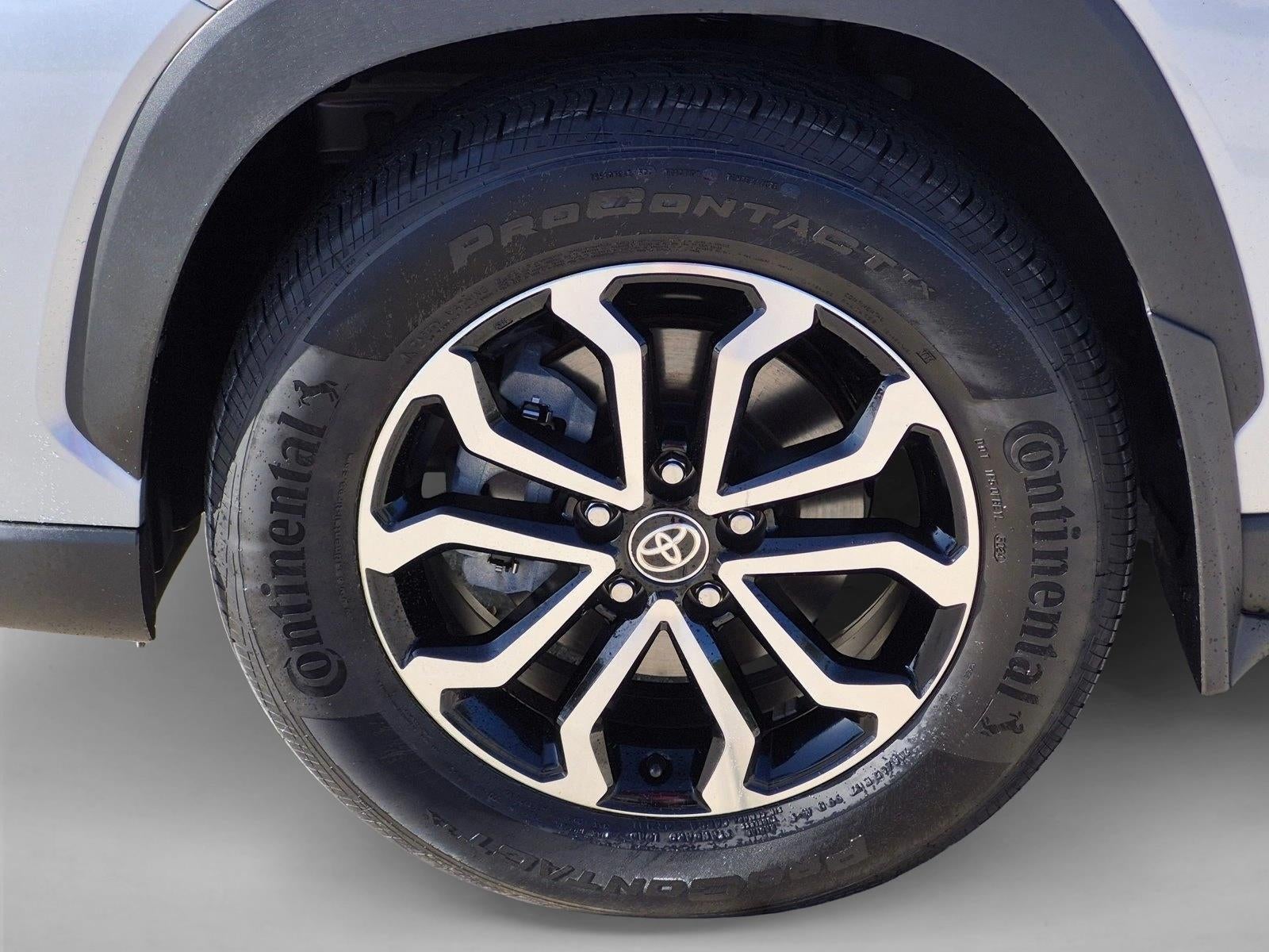 2025 Toyota Corolla Cross Hybrid SE 4WD (Natl)