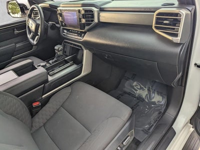 2025 Toyota Sequoia SR5 4WD (SE)