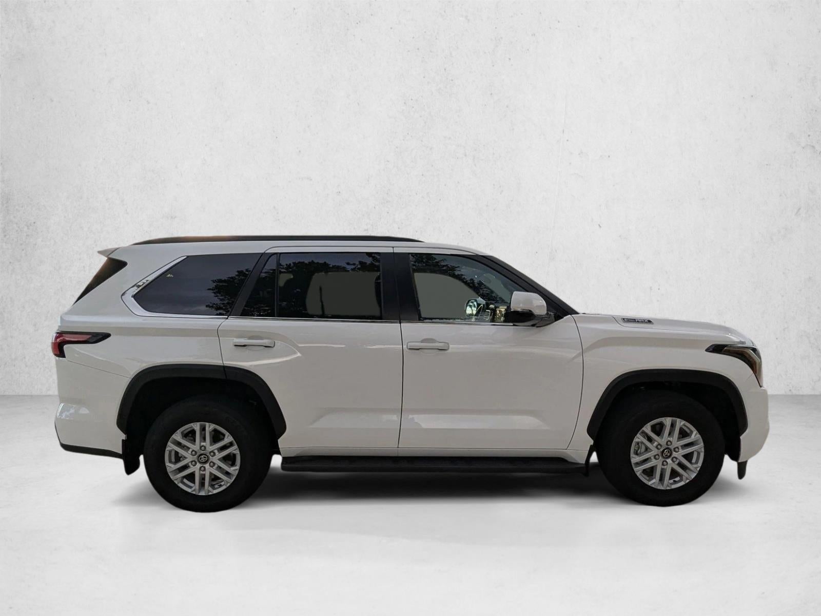 2025 Toyota Sequoia SR5 4WD (SE)