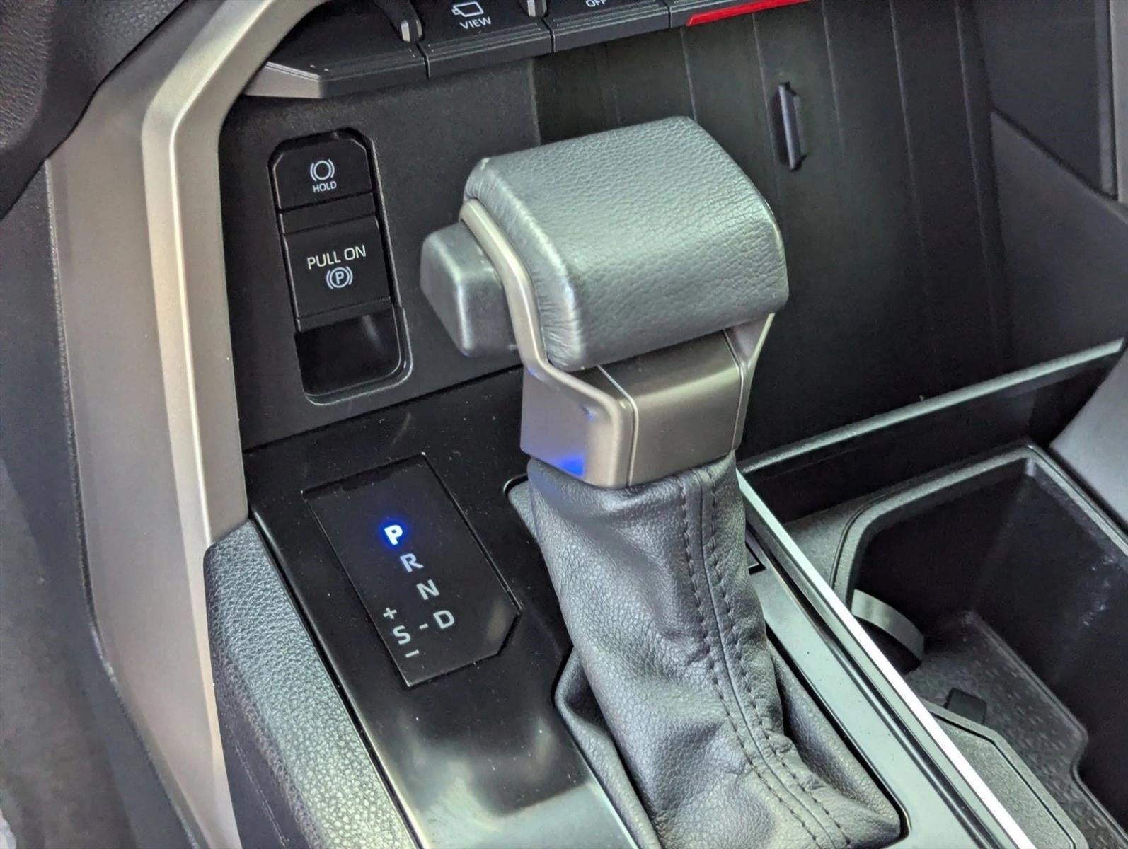 2025 Toyota Sequoia SR5 4WD (SE)