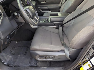2025 Toyota Sequoia SR5 4WD (SE)