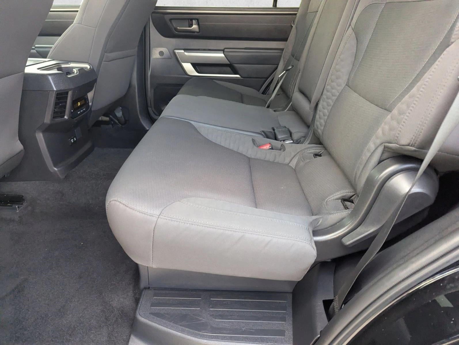 2025 Toyota Sequoia SR5 4WD (SE)