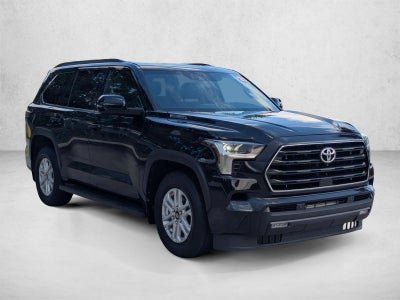 2025 Toyota Sequoia SR5 4WD (SE)
