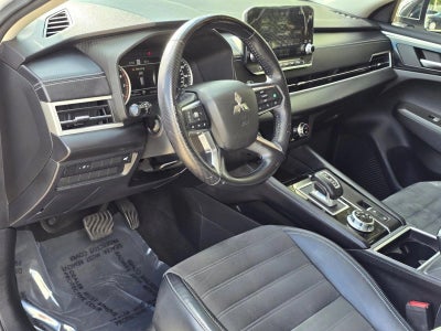 2022 Mitsubishi Outlander SE FWD