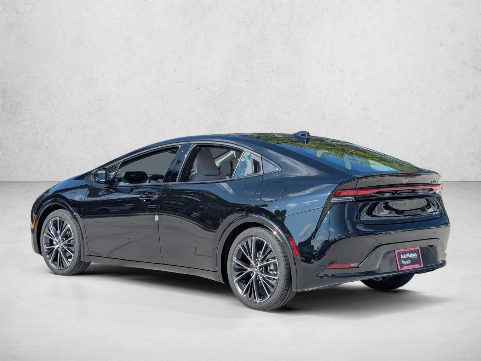 2026 Toyota Prius Limited (Natl)