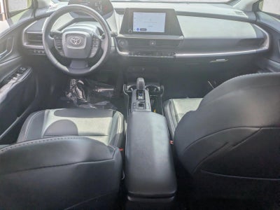 2025 Toyota Prius XLE (Natl)