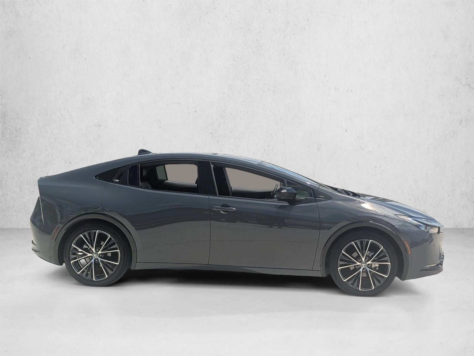 2025 Toyota Prius XLE (Natl)