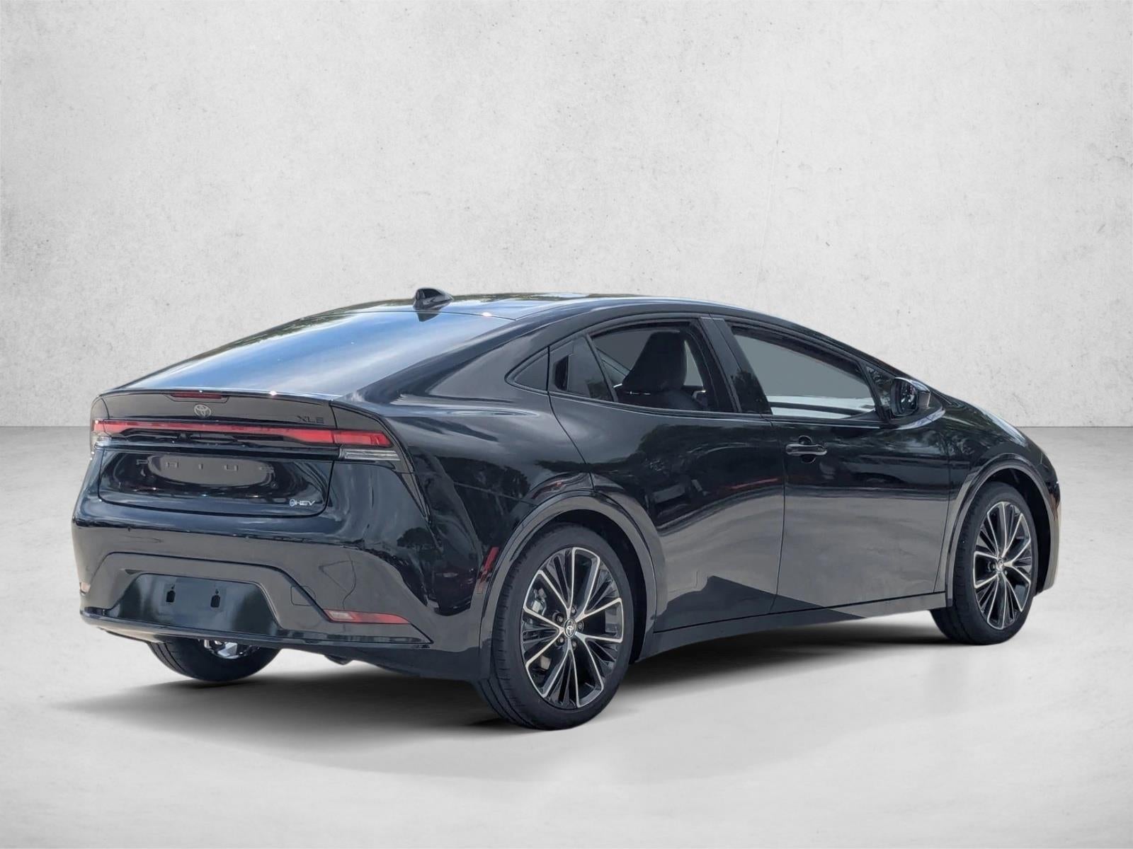 2026 Toyota Prius XLE (Natl)